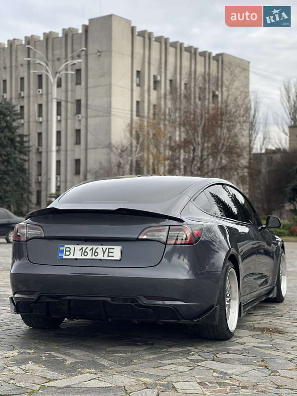 Седан Tesla Model 3 2019 в Кременчуці фото 5 Седан Tesla Model 3 2019 в Кременчуці