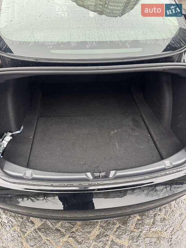 Седан Tesla Model 3 2022 в Киеве фото 10 Седан Tesla Model 3 2022 в Киеве