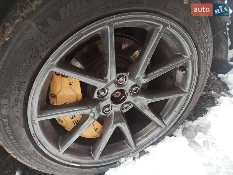 Седан Tesla Model 3 2019 в Самборе