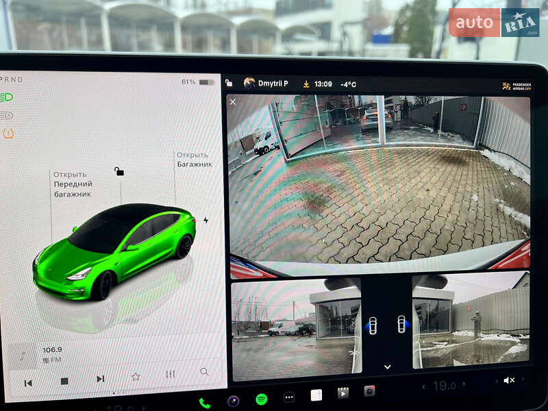 Седан Tesla Model 3 2022 в Луцке