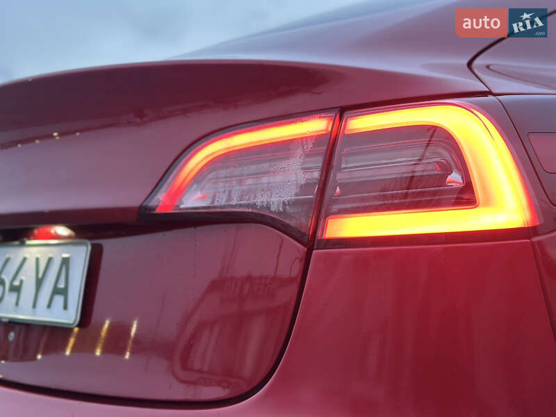 Седан Tesla Model 3 2018 в Дніпрі фото 7 Седан Tesla Model 3 2018 в Дніпрі