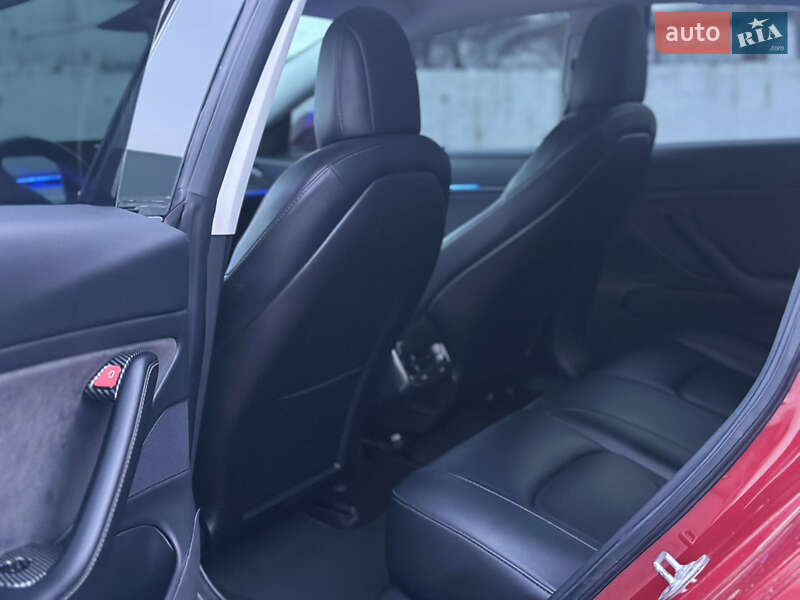 Седан Tesla Model 3 2018 в Дніпрі фото 13 Седан Tesla Model 3 2018 в Дніпрі