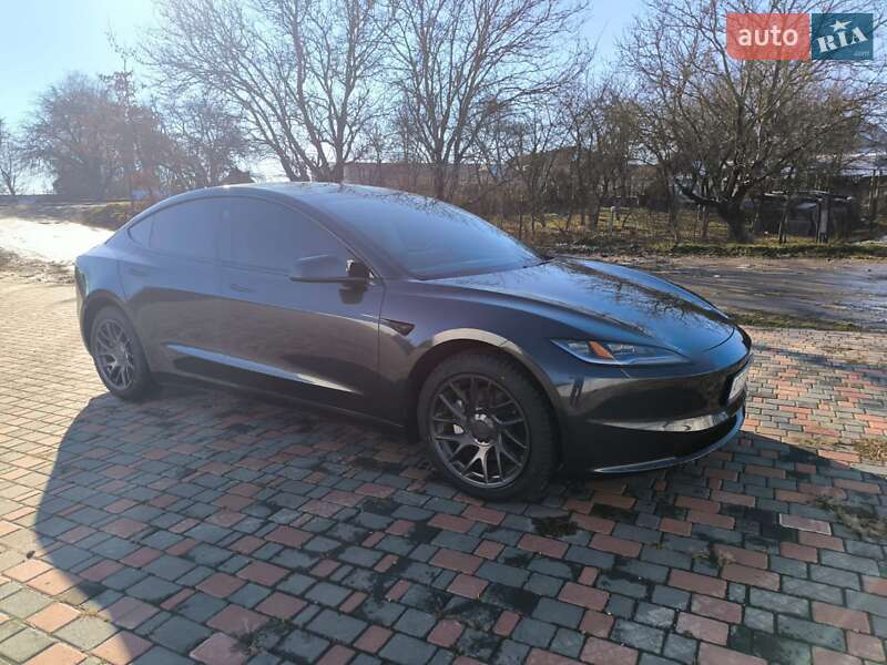 Седан Tesla Model 3 2024 в Коломиї фото 3 Седан Tesla Model 3 2024 в Коломиї