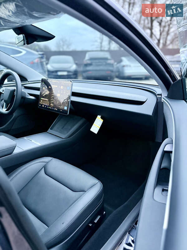 Седан Tesla Model 3 2024 в Виннице фото 29 Седан Tesla Model 3 2024 в Виннице