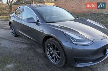 Седан Tesla Model 3 2019 в Полтаве