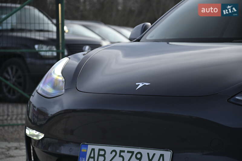 Седан Tesla Model 3 2021 в Бердичеве