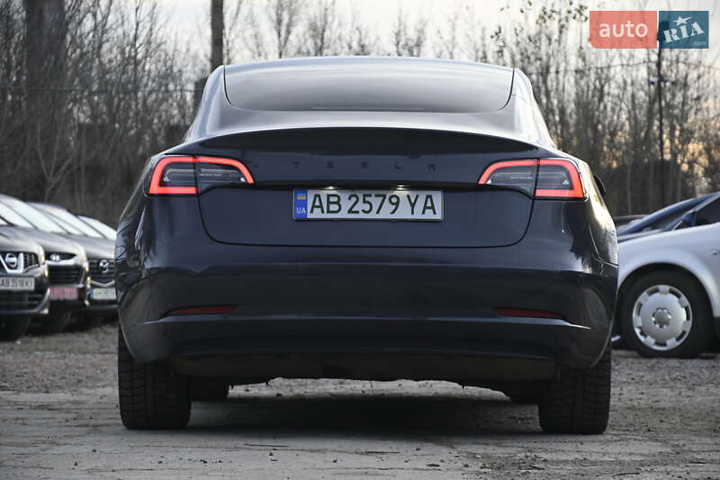 Седан Tesla Model 3 2021 в Бердичеве