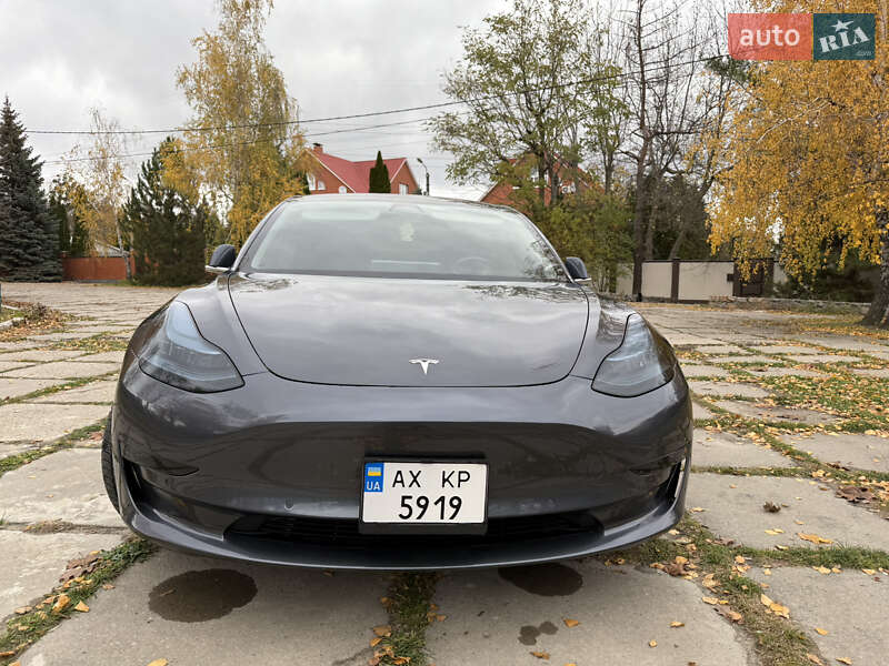 Tesla Model 3 2018 Tesla Model 3 2018