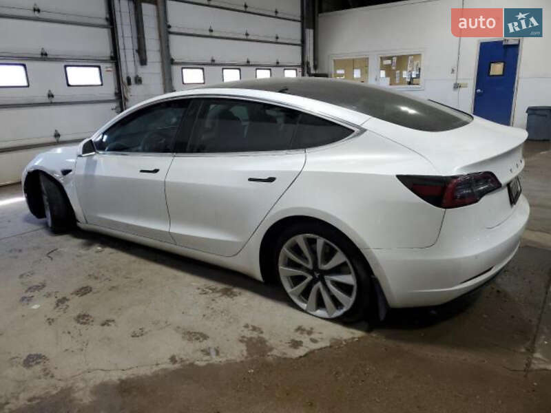 Седан Tesla Model 3 2020 в Киеве фото 2 Седан Tesla Model 3 2020 в Киеве