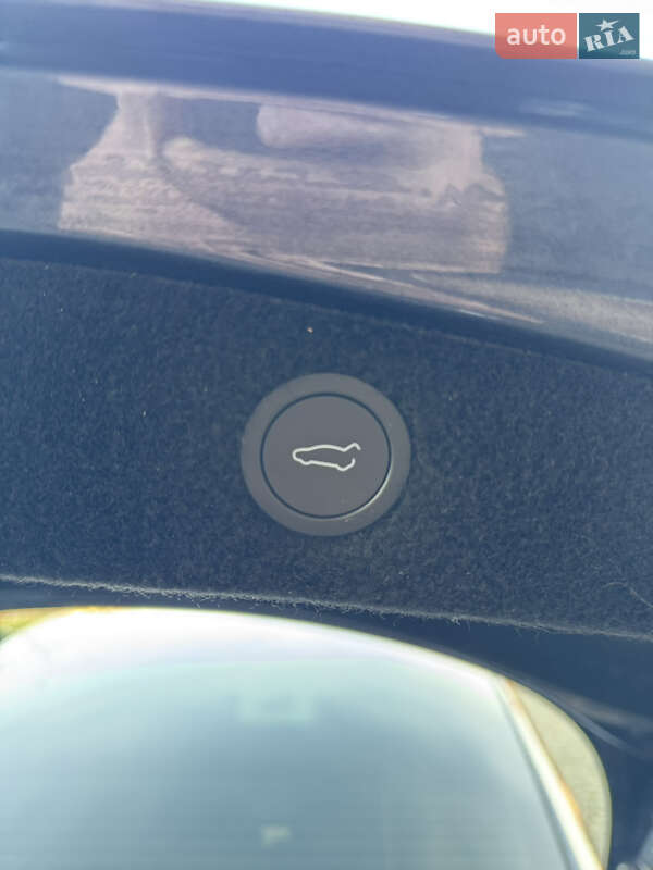 Седан Tesla Model 3 2024 в Софиевской Борщаговке