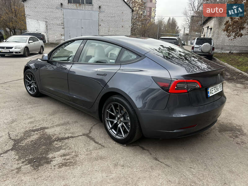 Седан Tesla Model 3 2023 в Дніпрі фото 5 Седан Tesla Model 3 2023 в Дніпрі
