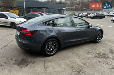 Седан Tesla Model 3 2023 в Дніпрі