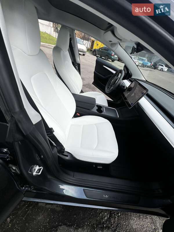 Седан Tesla Model 3 2023 в Дніпрі фото 16 Седан Tesla Model 3 2023 в Дніпрі