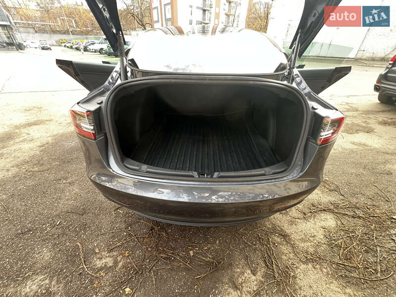 Седан Tesla Model 3 2023 в Дніпрі фото 19 Седан Tesla Model 3 2023 в Дніпрі