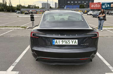 Седан Tesla Model 3 2024 в Киеве
