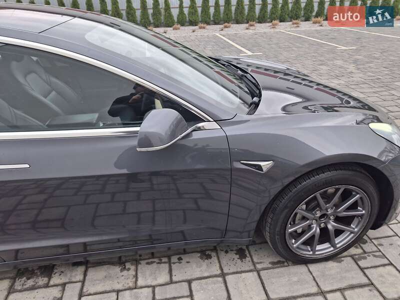 Седан Tesla Model 3 2018 в Луцке фото 13 Седан Tesla Model 3 2018 в Луцке