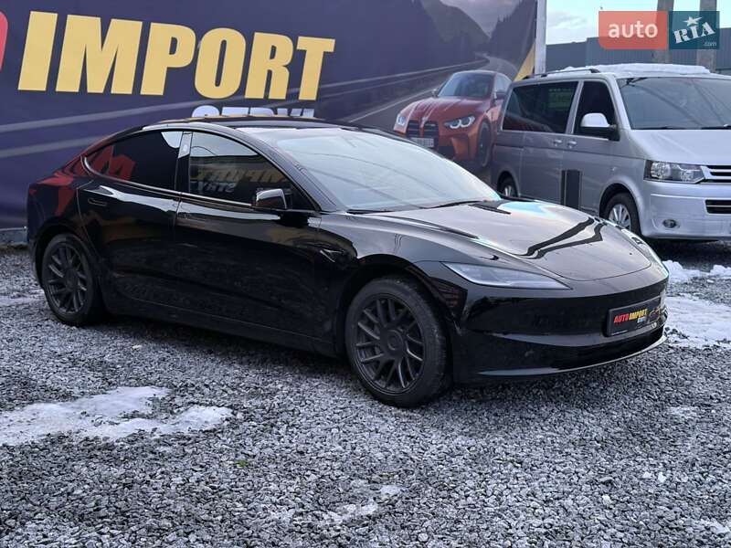 Седан Tesla Model 3 2024 в Стрию фото 8 Седан Tesla Model 3 2024 в Стрию