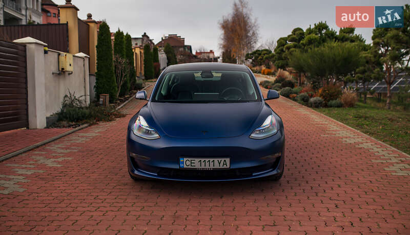 Tesla Model 3 2022