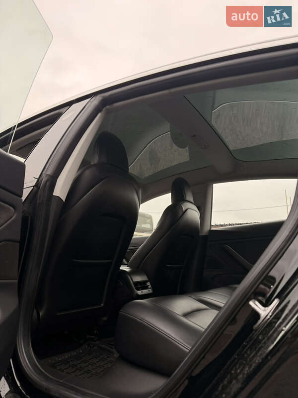 Седан Tesla Model 3 2018 в Киеве фото 9 Седан Tesla Model 3 2018 в Киеве