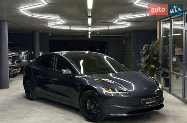 Седан Tesla Model 3 2024 в Одессе