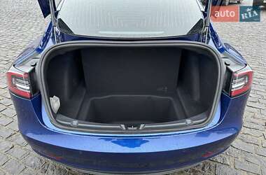 Седан Tesla Model 3 2020 в Харькове