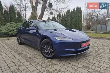 Седан Tesla Model 3 2024 в Киеве