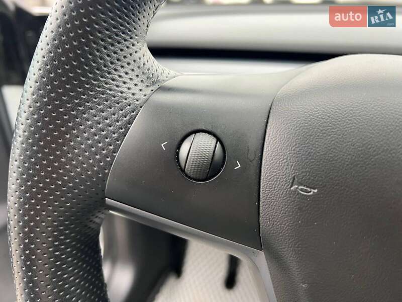 Седан Tesla Model 3 2019 в Львові фото 22 Седан Tesla Model 3 2019 в Львові