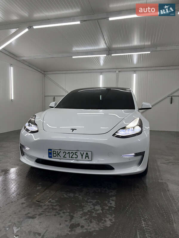 Седан Tesla Model 3 2021 в Лановцах фото 25 Седан Tesla Model 3 2021 в Лановцах
