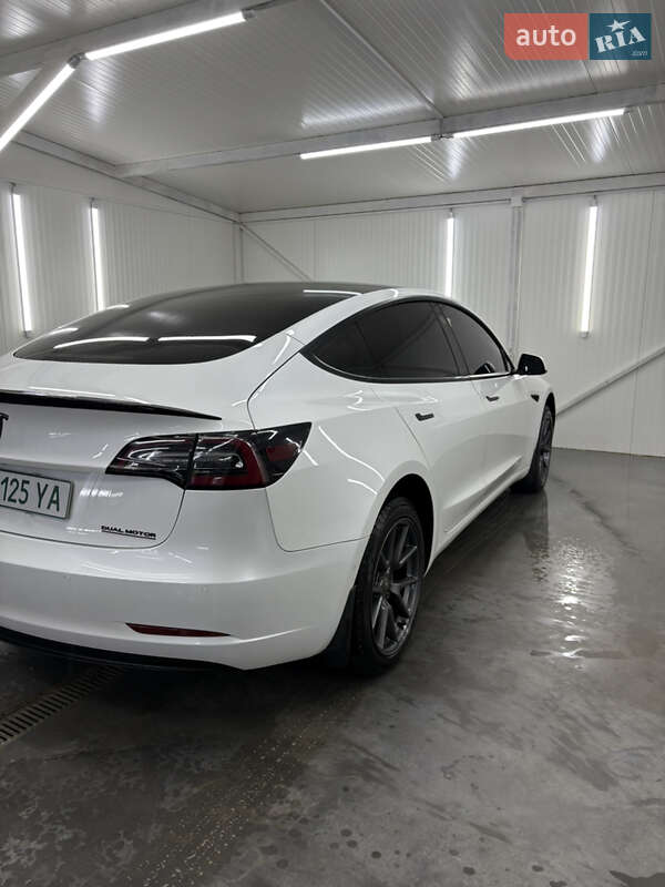 Седан Tesla Model 3 2021 в Лановцах фото 48 Седан Tesla Model 3 2021 в Лановцах