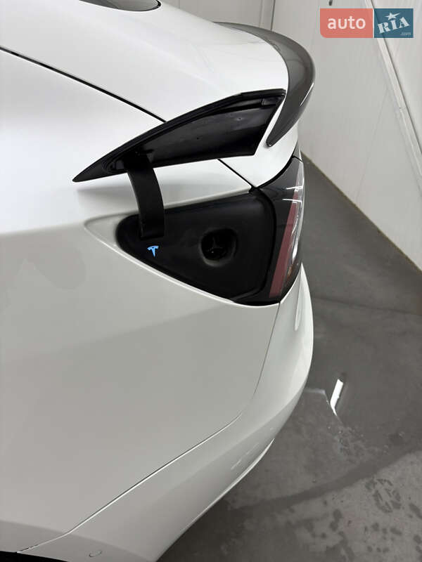 Седан Tesla Model 3 2021 в Лановцах фото 62 Седан Tesla Model 3 2021 в Лановцах