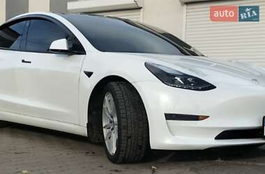 Седан Tesla Model 3 2021 в Одесі