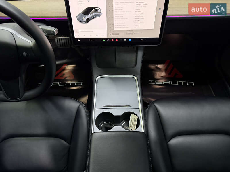 Седан Tesla Model 3 2021 в Одессе