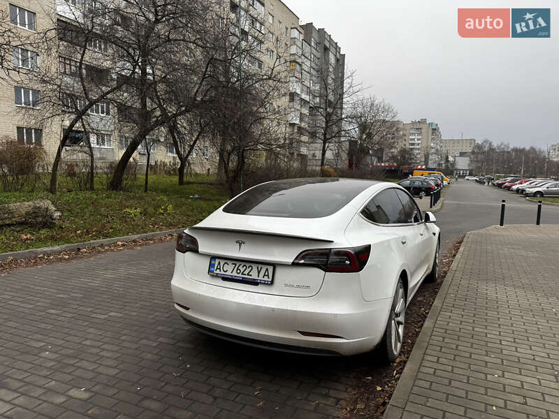 Седан Tesla Model 3 2019 в Луцке фото 4 Седан Tesla Model 3 2019 в Луцке