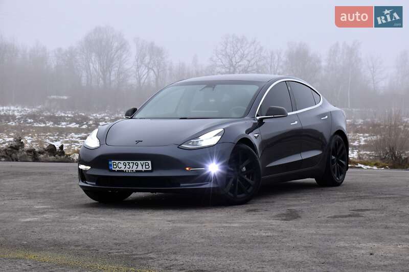 Tesla Model 3 2018 Tesla Model 3 2018