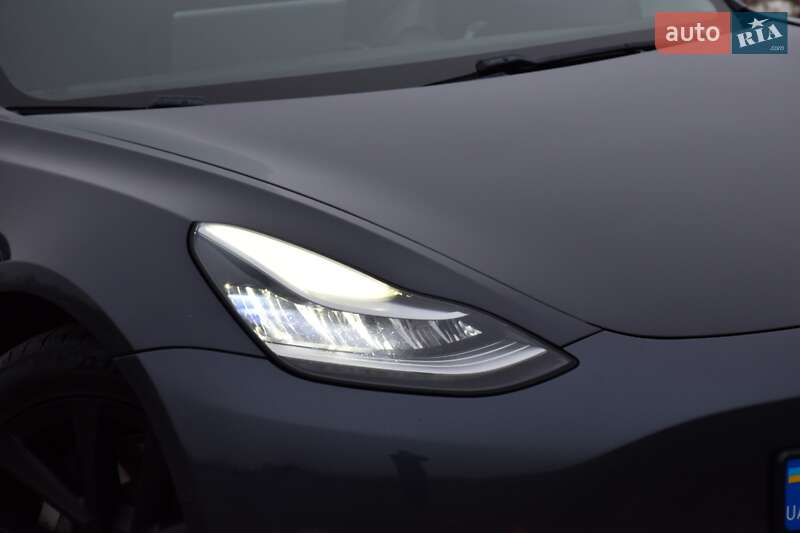 Седан Tesla Model 3 2018 в Дрогобичі фото 14 Седан Tesla Model 3 2018 в Дрогобичі