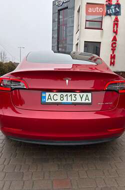 Седан Tesla Model 3 2018 в Луцке