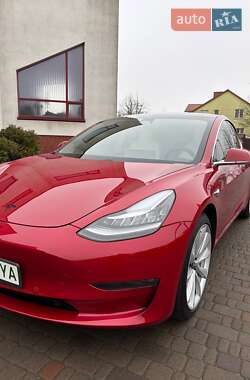 Седан Tesla Model 3 2018 в Луцке