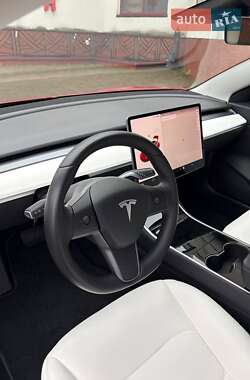 Седан Tesla Model 3 2018 в Луцке