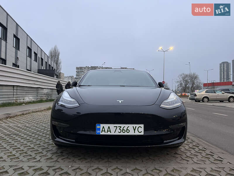 Седан Tesla Model 3 2019 в Киеве фото 26 Седан Tesla Model 3 2019 в Киеве