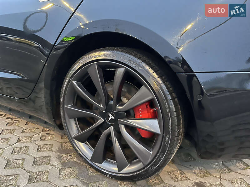 Седан Tesla Model 3 2019 в Киеве фото 35 Седан Tesla Model 3 2019 в Киеве