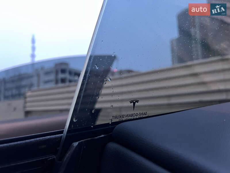 Седан Tesla Model 3 2019 в Киеве фото 61 Седан Tesla Model 3 2019 в Киеве