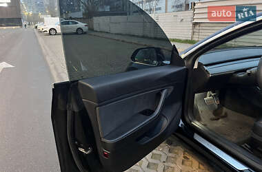 Седан Tesla Model 3 2019 в Киеве