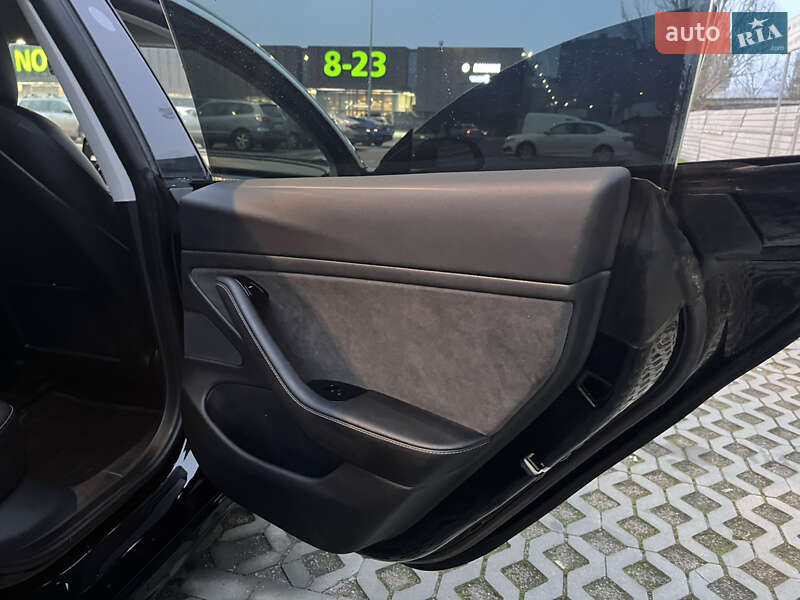 Седан Tesla Model 3 2019 в Киеве фото 78 Седан Tesla Model 3 2019 в Киеве