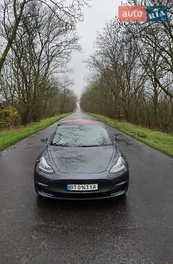Седан Tesla Model 3 2018 в Одессе