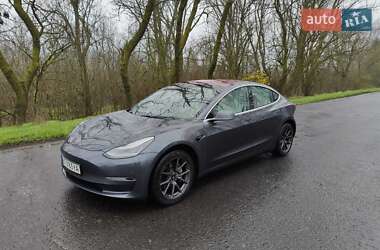 Седан Tesla Model 3 2018 в Одессе