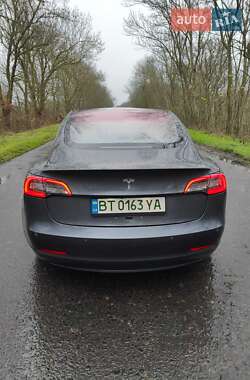 Седан Tesla Model 3 2018 в Одессе
