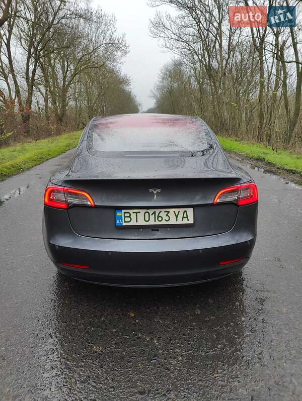 Седан Tesla Model 3 2018 в Одессе