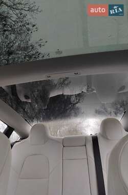 Седан Tesla Model 3 2018 в Одессе