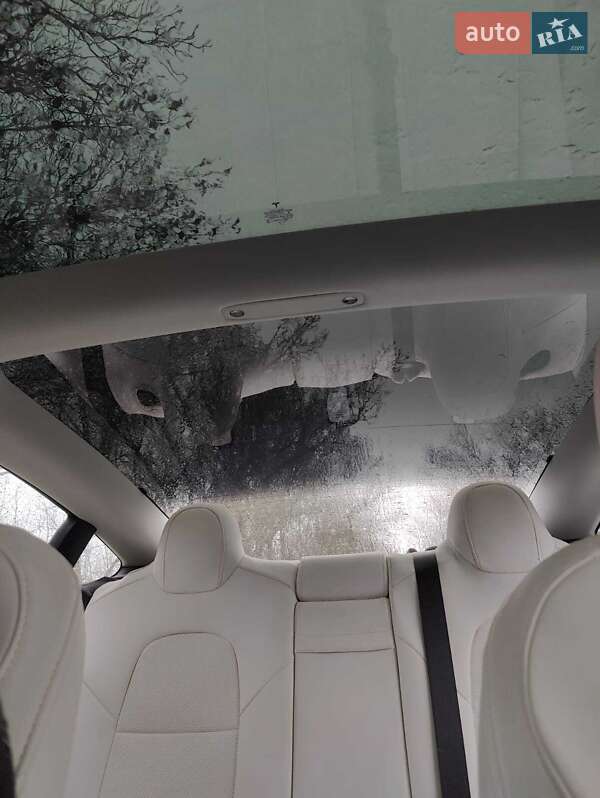 Седан Tesla Model 3 2018 в Одессе