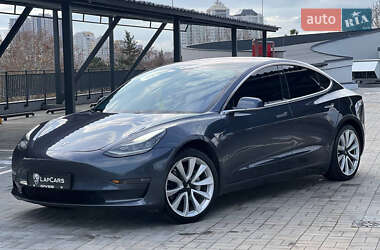 Седан Tesla Model 3 2018 в Одесі